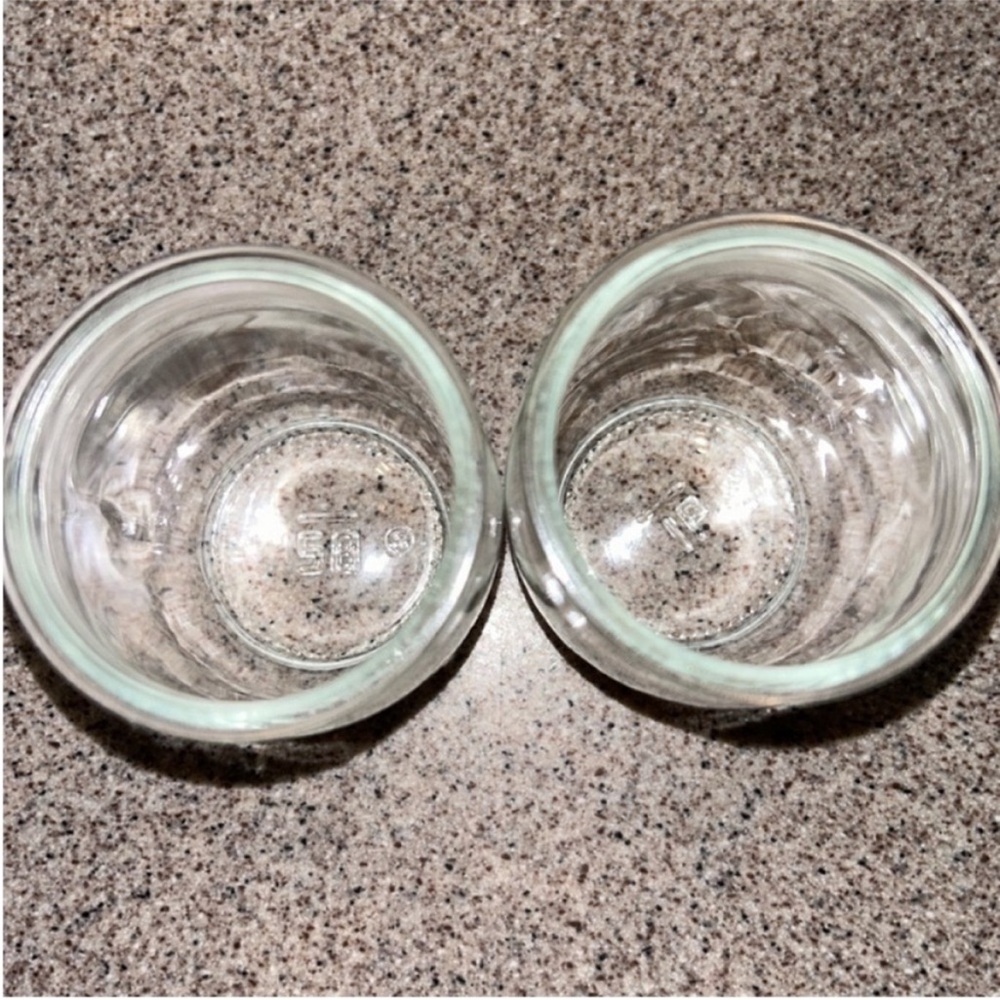 Two small glasses - Picture 5 of 5